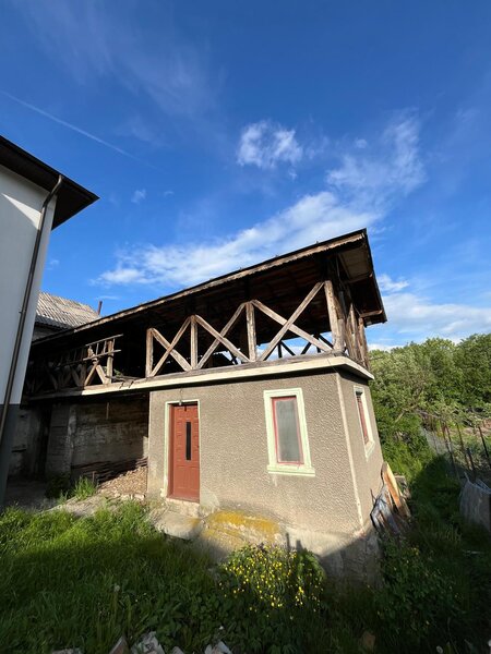 Dambovita, loc. Dealu Mare